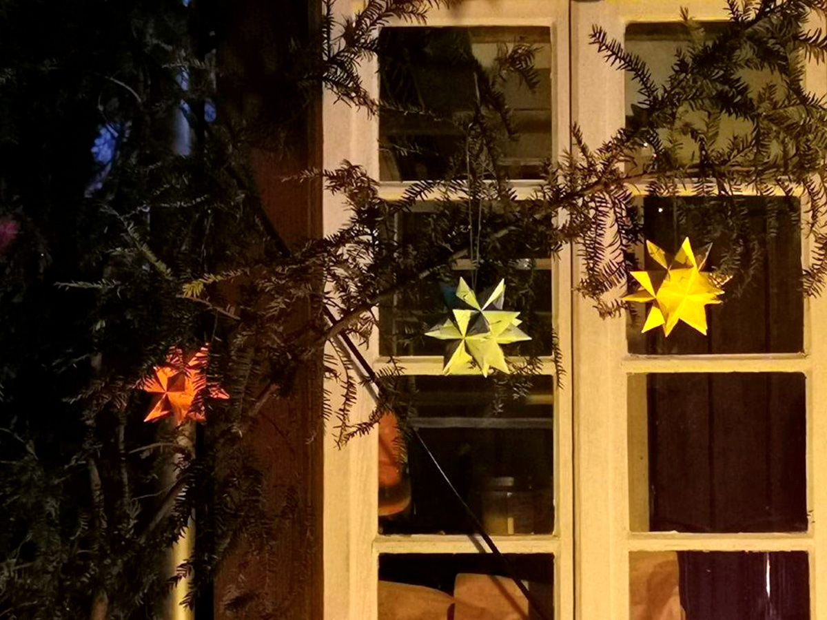 „Spaziergang unterm weihnachtlichen Sternenhimmel“